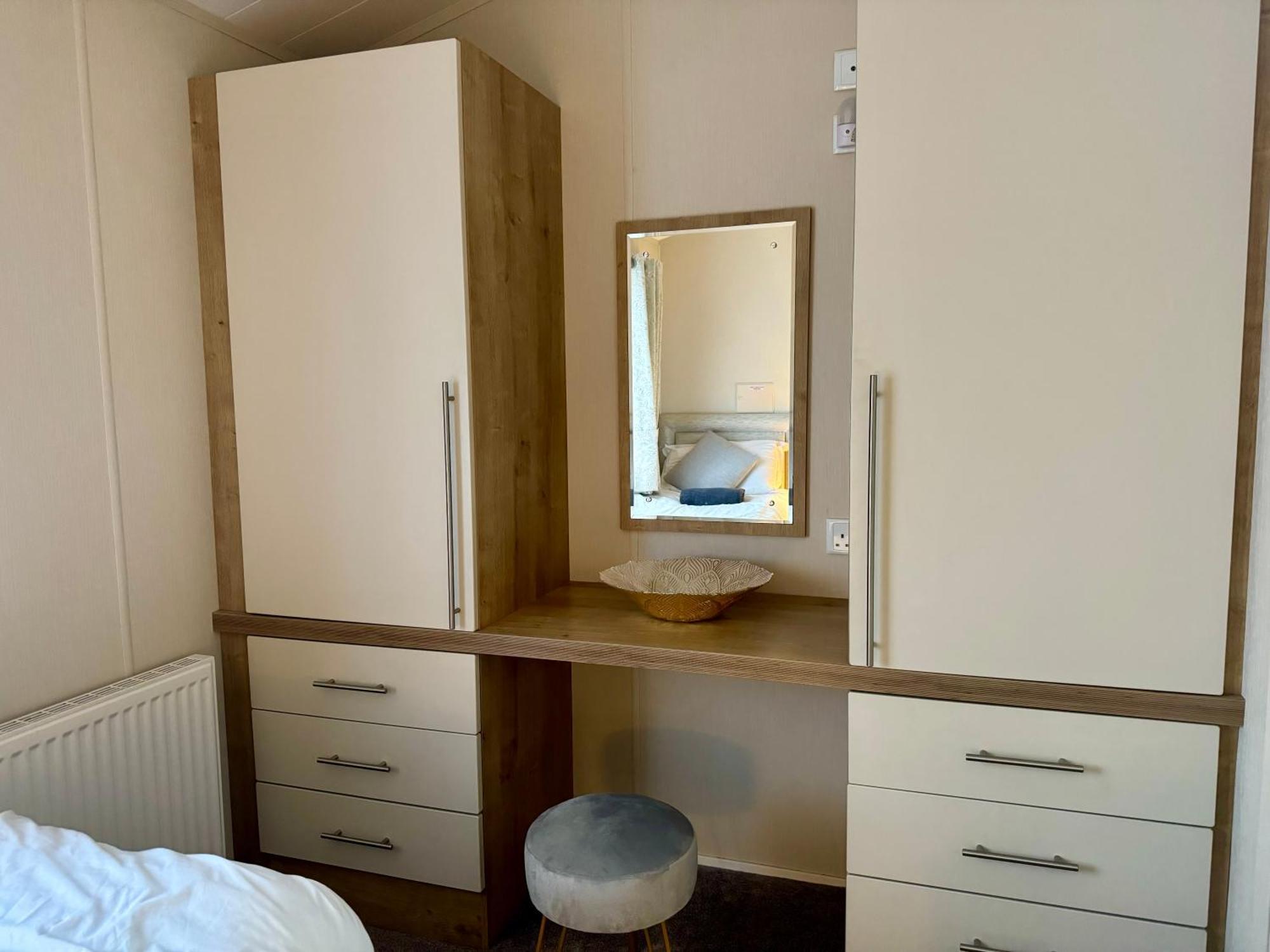 Fable Lodge Tattershall Lakes - Luxury Lakeside Lodge With Hot Tub Екстер'єр фото